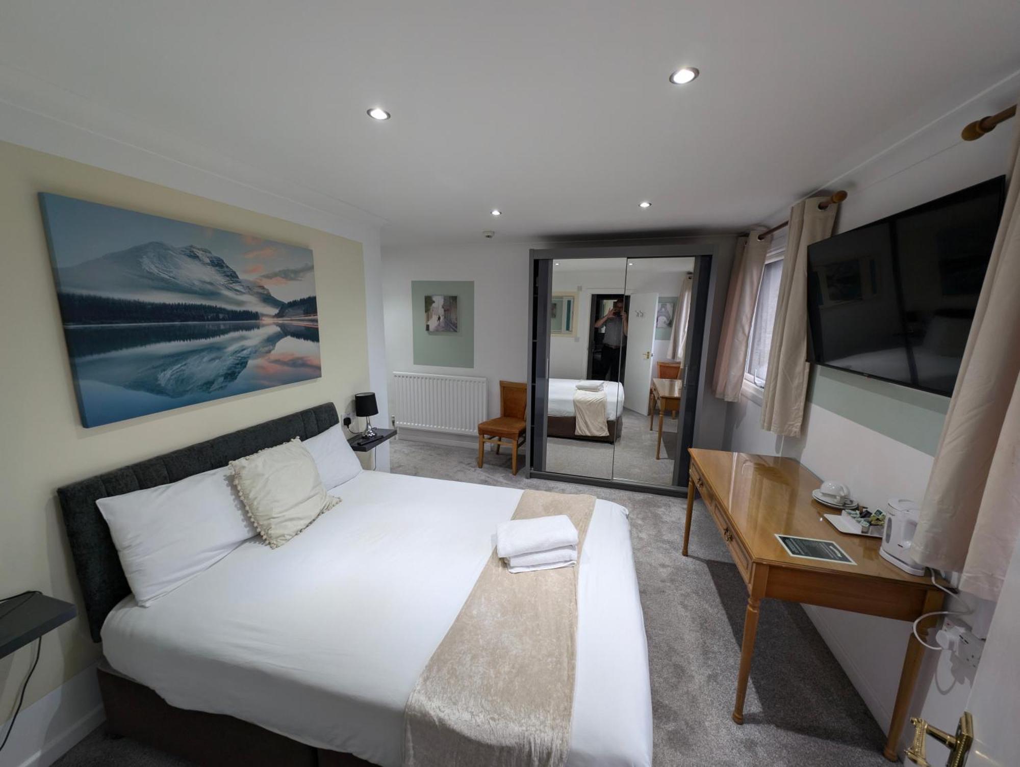 Cecil Court Hotel Борнмут Экстерьер фото