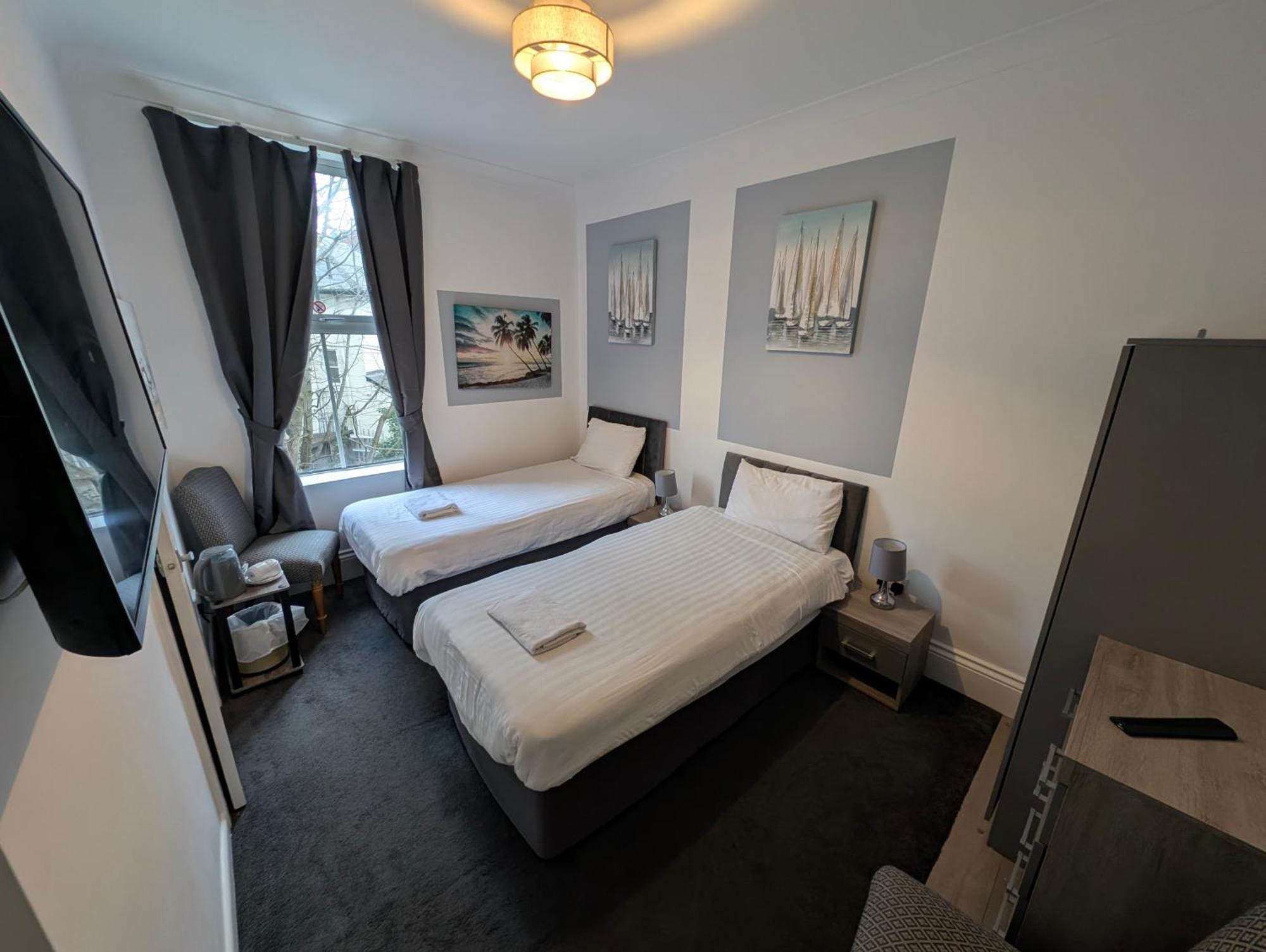 Cecil Court Hotel Борнмут Экстерьер фото